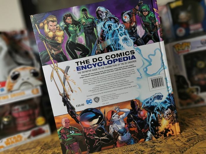 The DC Comics Encyclopedia ! All New Edition! Beautiful Hardcover ! Covers over 1200 Characters ! 2016 ! by DK !