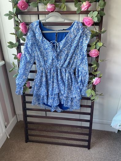 dress Zara blue & white long sleeve frilled detail playsuit medium
