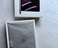 Macbook Pro M2 Pro 14" [Space Grey] Like new condition -12-core CPU/19-core GPU -16 GB/1 TB -100% Battery Health (16 Cycles only)