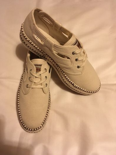 Lotus Canvas Shoes, size EU-38, UK-5