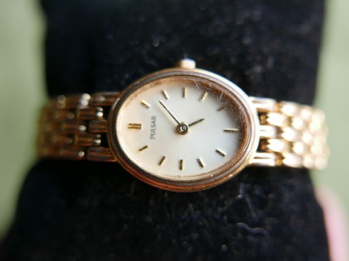 Vintage Pulsar Watch Gold Tone Bracelet , works well
