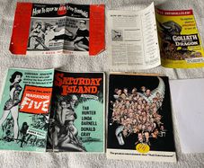 Ephemera, Pamphlets 4 Off And 2 Postcards From Warner Home Video