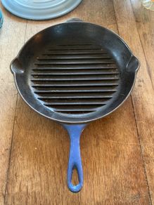 Le Creuset cast iron gridle pan