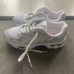 Asics Runners Size 5