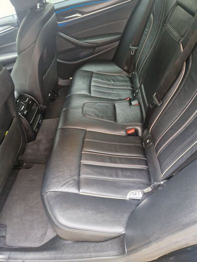 BMW 5-Series 2021