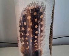 Feather patterned vase