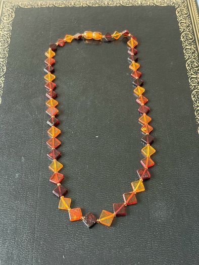 amber necklace