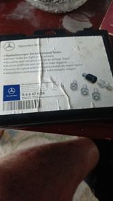 mercedes lock nut set