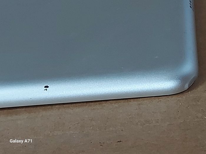 Apple Ipad Mini 2nd Generation 16GB Silver, Excellent cosmetic condition, Activation Locked, for parts or repair