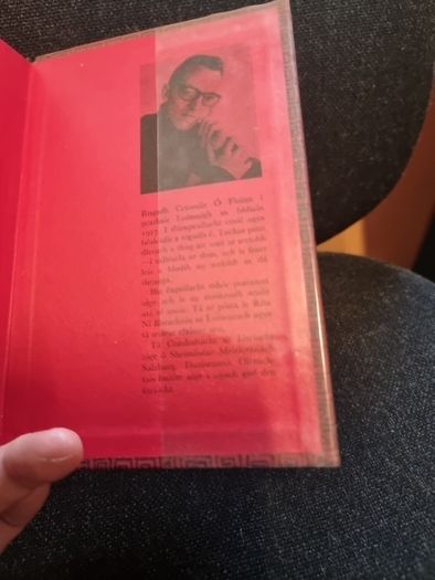 Oineachlann. Hardcover . First Edition. 1968 . Criostoir O Floinn