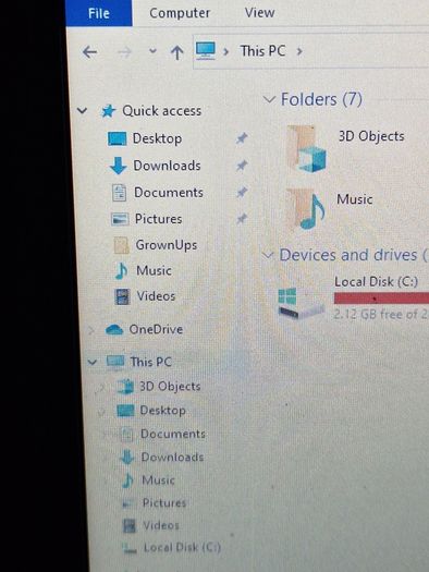 HP Stream, 32GB HDD, 2GB Ram, Windows 10, Blue, in excellent condition