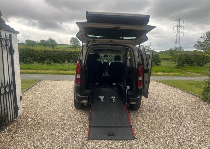 Wheelchair car
