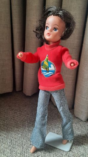 Sindy Doll & Clothes Bundle