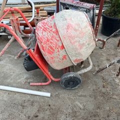 Concrete mixer