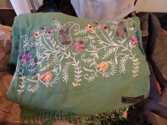 Artisan Nepalese accessories gift set