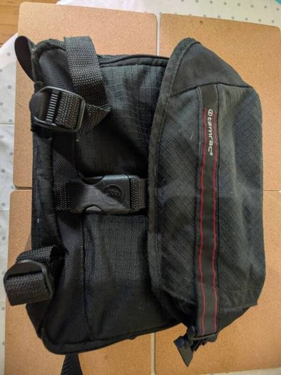 camera gadget bag