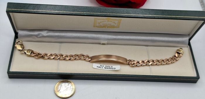 9ct gold bracelet