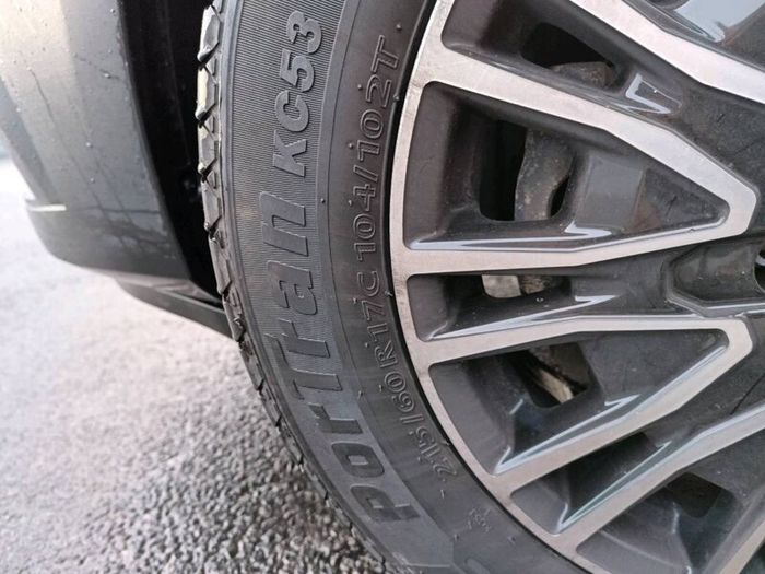 R17 aluminum wheels and tires