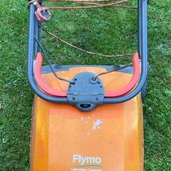 Flymo lawnrake compact