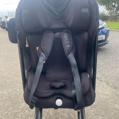 Axkidd one extended rear facing car seat