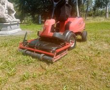 Mounthfield front deck ride on mower