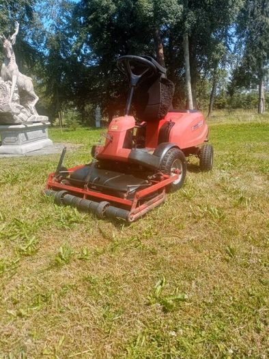 Mounthfield front deck ride on mower
