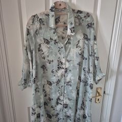Zhenzi Tops