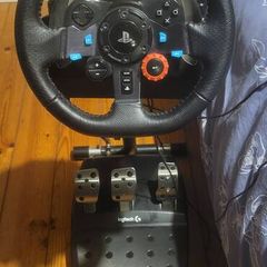 Logitech G29 Driving Force for PS5 + stand