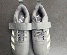 weightlifting shoes