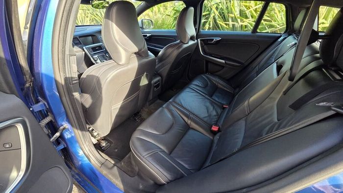 Volvo V60 2016