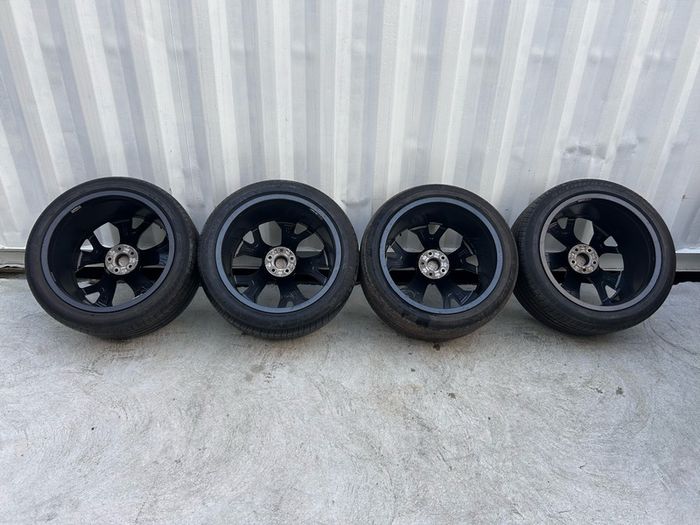 Genuine Audi Q8/SQ8 RSQ8 21" Alloy Wheels