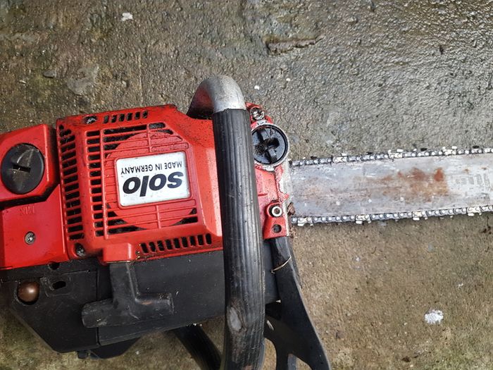 Chainsaw