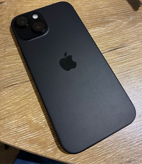 Apple iPhone 15 128GB Black Unlocked Boxed and Brand New USB C Cable