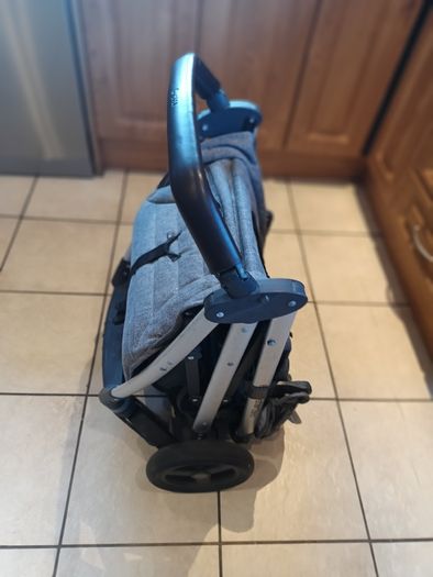 BabyStyle Oyster Zero stroller