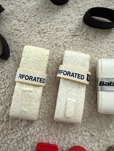 Tennis accessories
