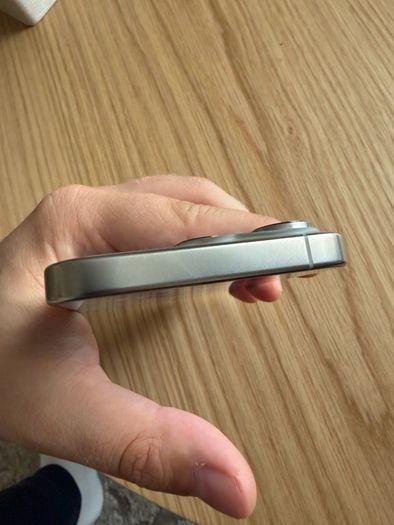 iPhone 16 Pro