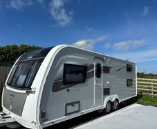 6 Berth Caravan. Elddis Avante 868