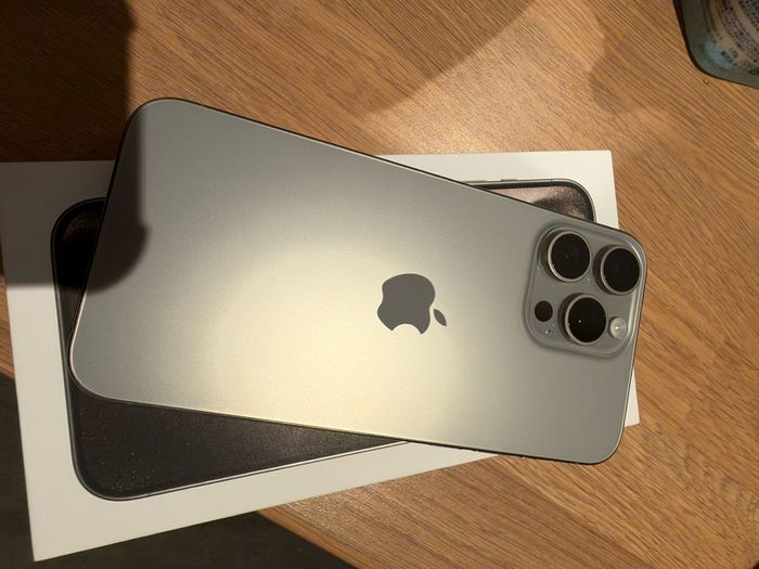 apple iphone 15 pro max 256gb