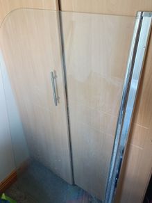 shower glass panel