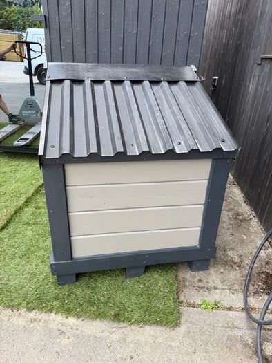 Dog house