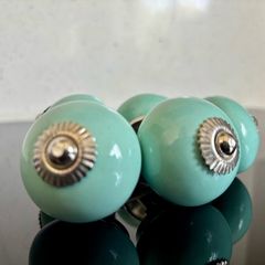 Turquoise ceramic knobs (x5) with silver details