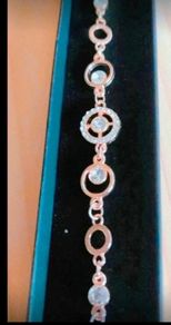 Rosegold bracelet with dimantes new