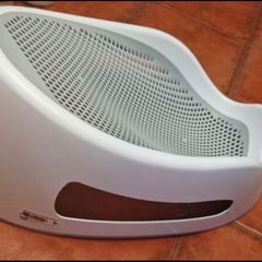Baby bath support