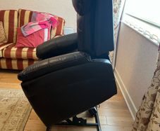 Riser recliner chair