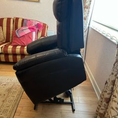 Riser recliner chair
