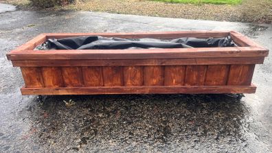 Wooden planter