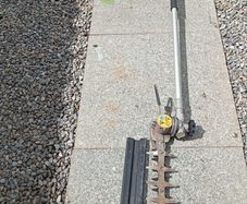 petrol hedge cutter