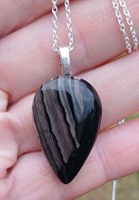 Banded Agate pendant