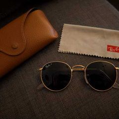 Rayban Round Metal Gold sunglasses (unisex)