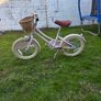 Girls bike Image 2